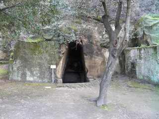 Illustration for article titled 13 Places on Earth People Believed Were Entrances to Hell